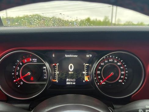 Used 2021 Jeep Wrangler Unlimited Rubicon AWD/4WD image 15