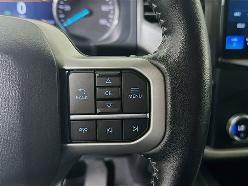 Used 2024 Ford Expedition Max XLT image 17