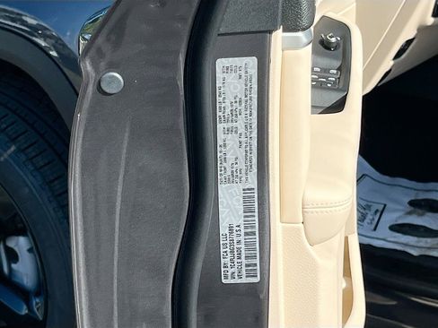 New 2025 Jeep Grand Cherokee L Limited w/ Black Appearance Package image 32