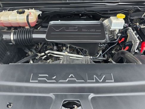 Used 2019 RAM 1500 Big Horn image 12