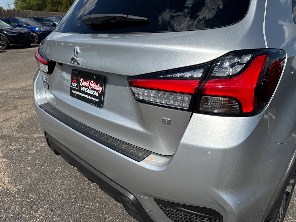 New 2027 Mitsubishi Outlander Sport SE FWD image 39