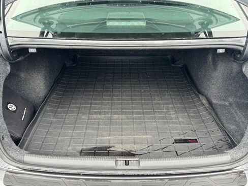 Used 2016 Volkswagen Passat 1.8T R-Line image 29