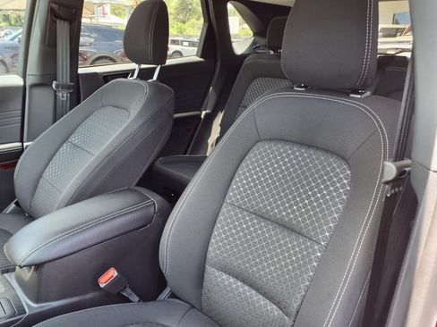 Certified 2025 Ford Escape Active FWD image 15