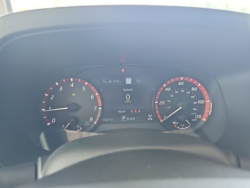Used 2025 Nissan Frontier PRO-4X w/ Pro Premium Package AWD/4WD image 19