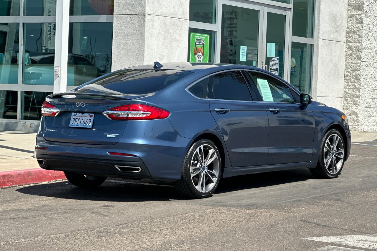 Used 2019 Ford Fusion Titanium FWD image 4