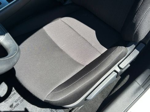 Used 2024 Nissan Sentra SV FWD image 15