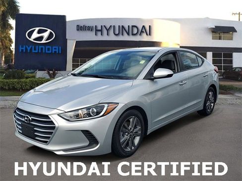 Used 2017 Hyundai Elantra SE image 3