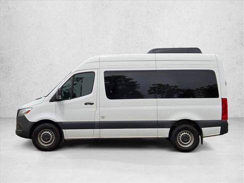 Used 2024 Mercedes-Benz Sprinter 2500 image 8