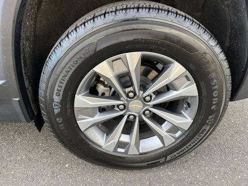 Used 2025 Chevrolet Equinox LT image 29