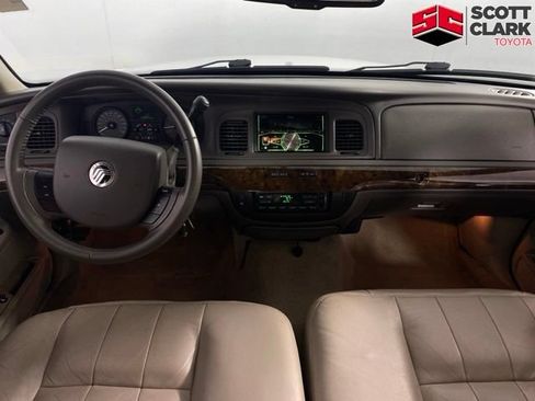 Used 2011 Mercury Grand Marquis LS RWD image 21