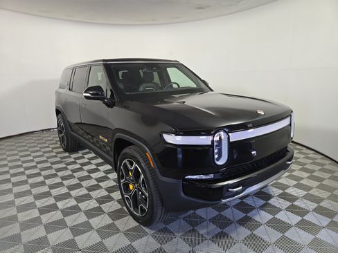Used 2023 Rivian R1S Launch Edition AWD/4WD image 7