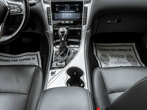 Used 2021 INFINITI Q50 Luxe image 11