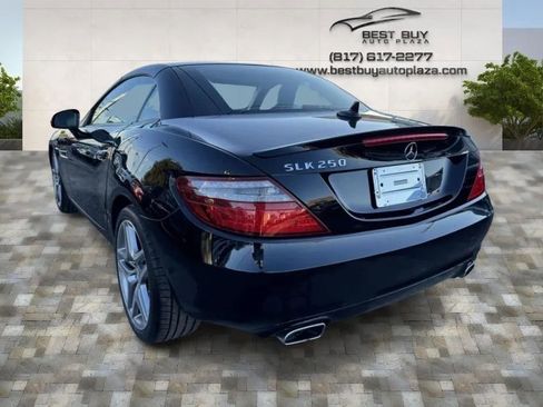 Used 2014 Mercedes-Benz SLK 250 image 4