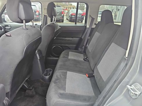 Used 2016 Jeep Patriot Sport w/ Power Value Group image 12