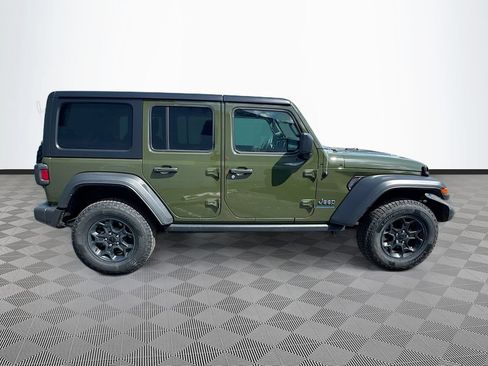 Used 2023 Jeep Wrangler Unlimited AWD/4WD image 5