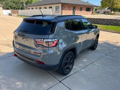 Used 2023 Jeep Compass Trailhawk image 6