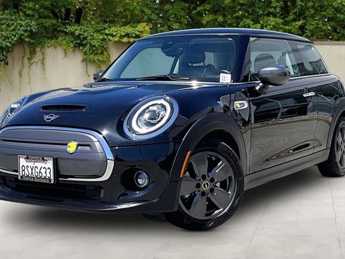 Used 2021 MINI Cooper SE w/ 6.5" Touchscreen Package FWD image 3