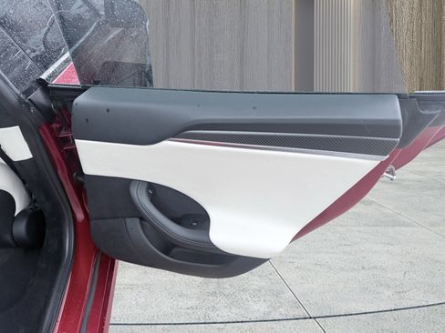 Used 2023 Tesla Model S Plaid image 41