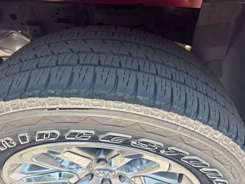 Used 2023 RAM 1500 Laramie AWD/4WD image 15