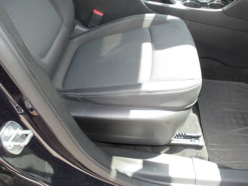 Used 2020 Buick Encore GX Select AWD/4WD image 10
