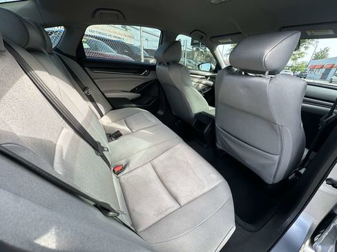 Used 2019 Honda Accord LX image 32