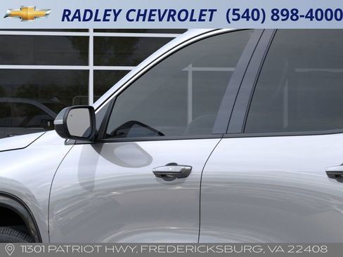 New 2026 Chevrolet Traverse High Country image 12