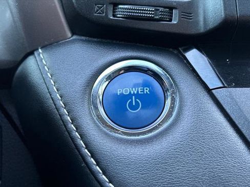 Certified 2018 Toyota RAV4 Limited w/ Advanced Technology Package image 24