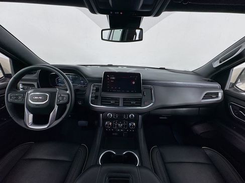 Used 2024 GMC Yukon SLT image 38