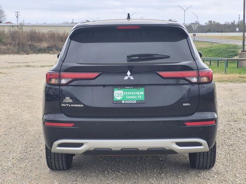Used 2024 Mitsubishi Outlander SEL FWD image 6