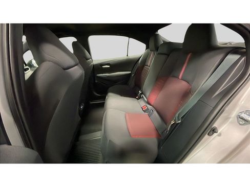 Used 2025 Toyota Corolla SE image 14