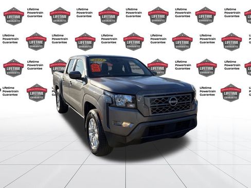 Certified 2022 Nissan Frontier SV image 9