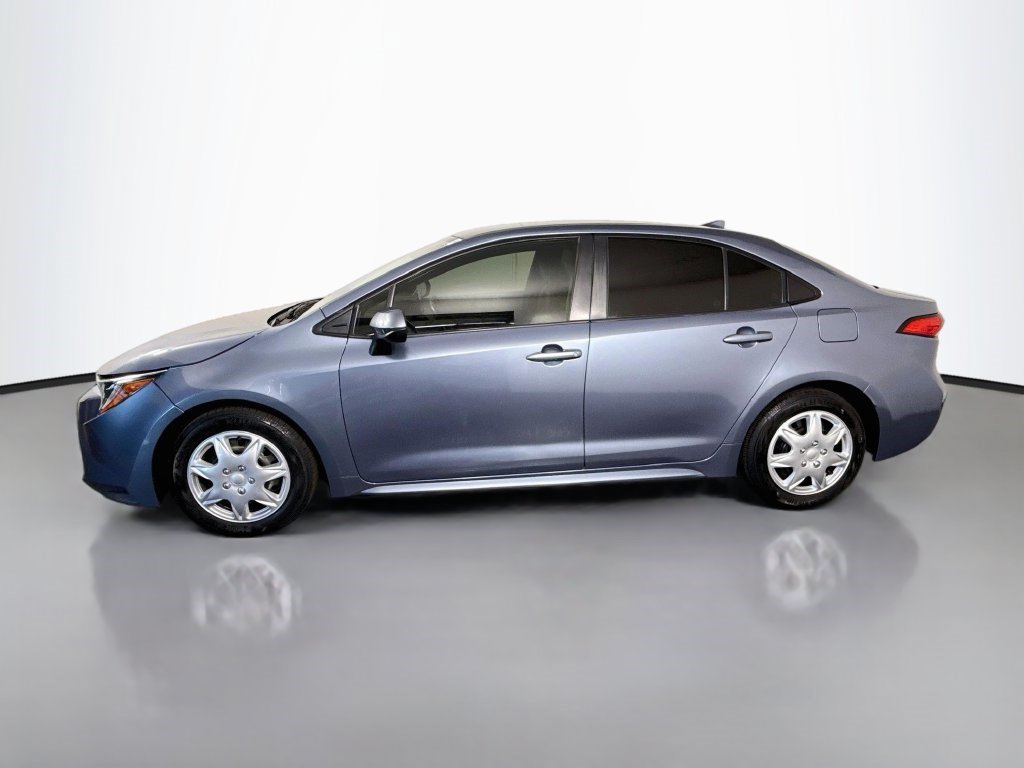 Used 2022 Toyota Corolla LE FWD image 6