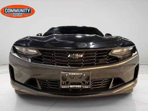 Used 2021 Chevrolet Camaro LT w/ Technology Package image 12