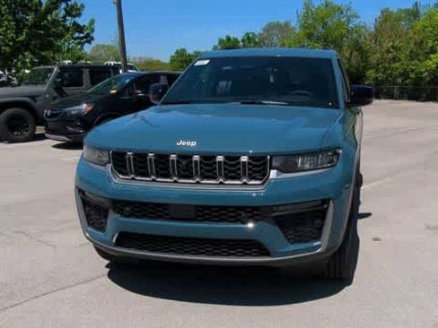 New 2026 Jeep Grand Cherokee L Limited AWD/4WD image 3