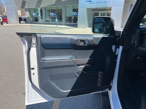 Used 2024 Ford Bronco Outer Banks AWD/4WD image 19