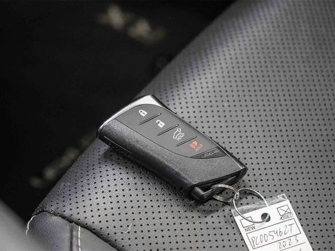 Used 2023 Lexus RX 350 Premium image 27