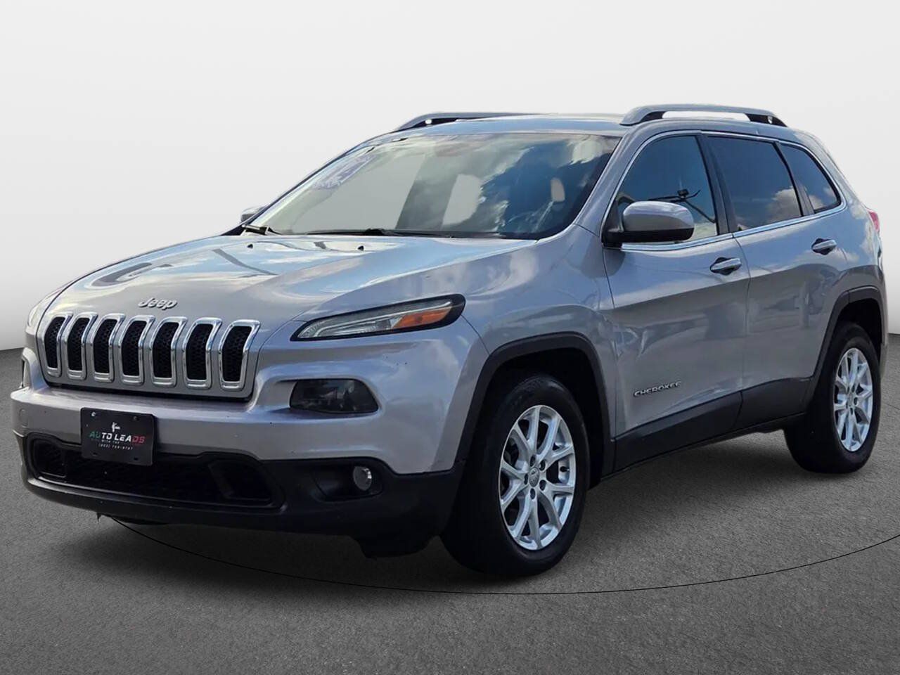 Used 2014 Jeep Cherokee Latitude FWD image 1