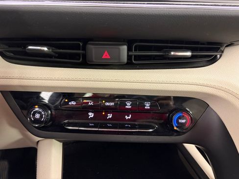 Used 2021 Buick Envision Preferred FWD image 27