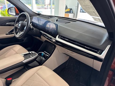 Used 2025 BMW X1 xDrive28i w/ Technology Package AWD/4WD image 54