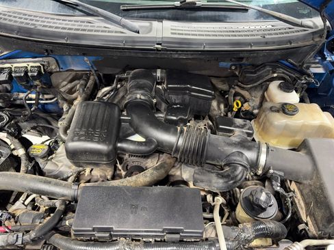 Used 2010 Ford F150 Raptor image 26