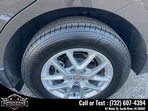 Used 2023 Chevrolet Equinox LT AWD/4WD image 34