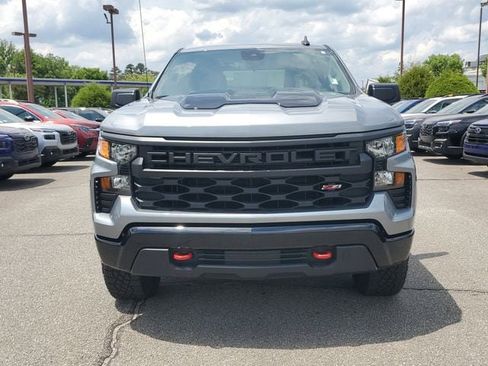 Used 2025 Chevrolet Silverado 1500 Custom Trail Boss AWD/4WD image 2