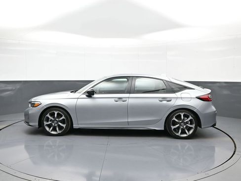 Certified 2025 Honda Civic Sport Touring image 9