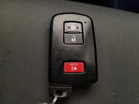 Used 2020 Toyota Tundra SR5 w/ TRD Off-Road Package image 32