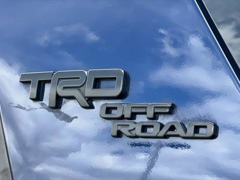 Certified 2023 Toyota 4Runner TRD Off-Road Premium AWD/4WD image 33
