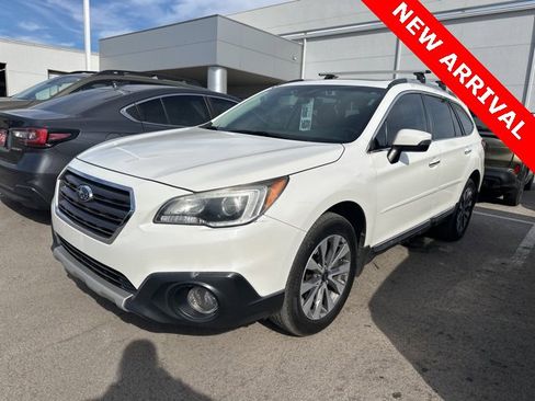 Used 2017 Subaru Outback 3.6R Touring w/ Popular Package #5A image 2