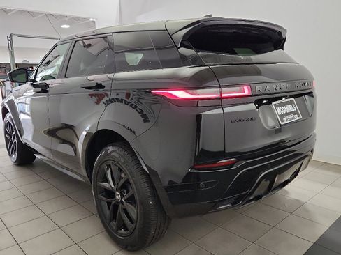 Used 2025 Land Rover Range Rover Evoque Dynamic SE image 5