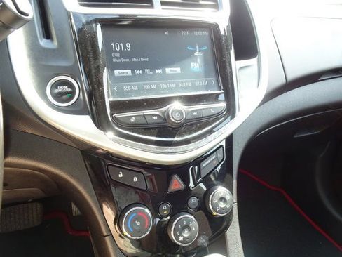 Used 2017 Chevrolet Sonic LT w/ Convenience Package image 21