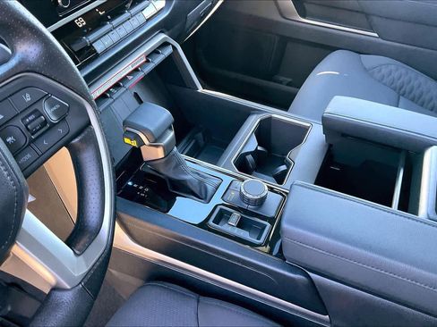 New 2026 Toyota Tundra SR5 image 7