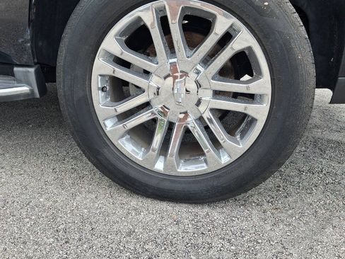 Used 2016 Cadillac Escalade 2WD image 21